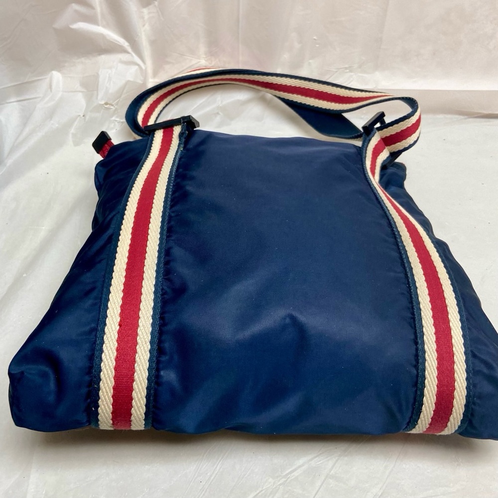 Vintage, Gucci, Rare Nylon, Red White and Blue Shoulder-Crossbody Bag - Picture 12 of 16